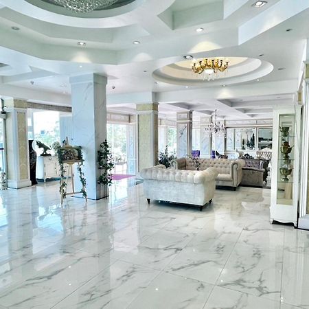 Hotel Napheera Royal Tel à Ban Khlong Bang Krathiam Extérieur photo