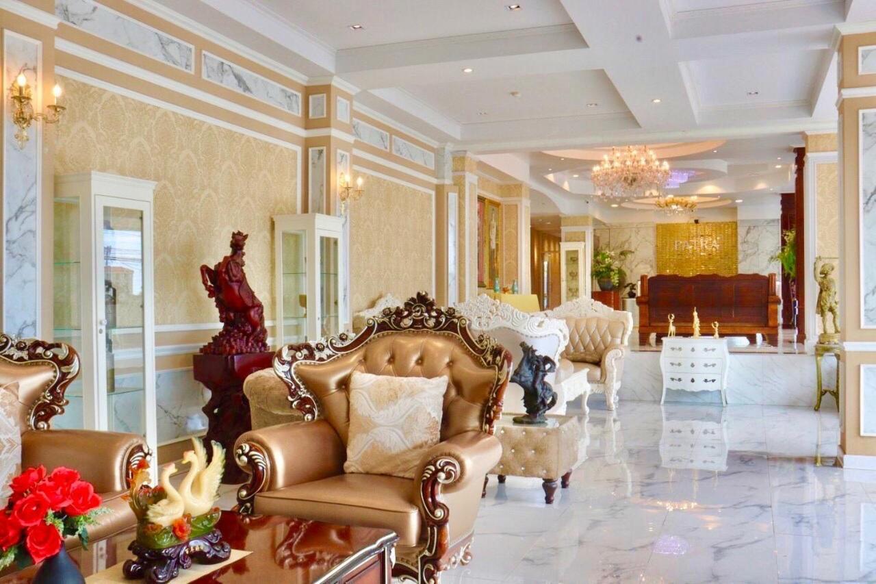 Hotel Napheera Royal Tel à Ban Khlong Bang Krathiam Extérieur photo