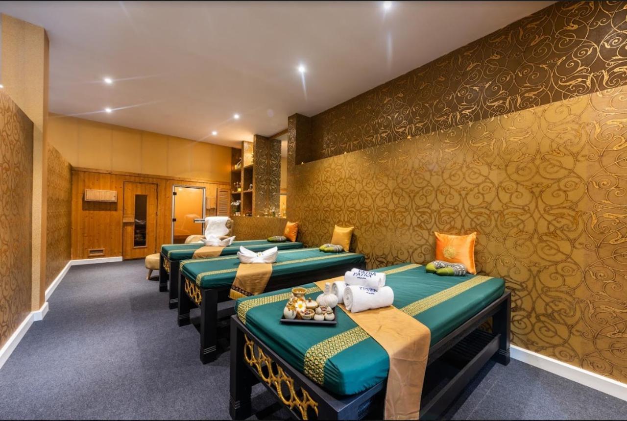 Hotel Napheera Royal Tel à Ban Khlong Bang Krathiam Extérieur photo
